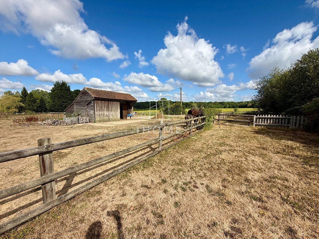 House in Semur-en-Vallon, Pays de la Loire, France 4 - 18565501