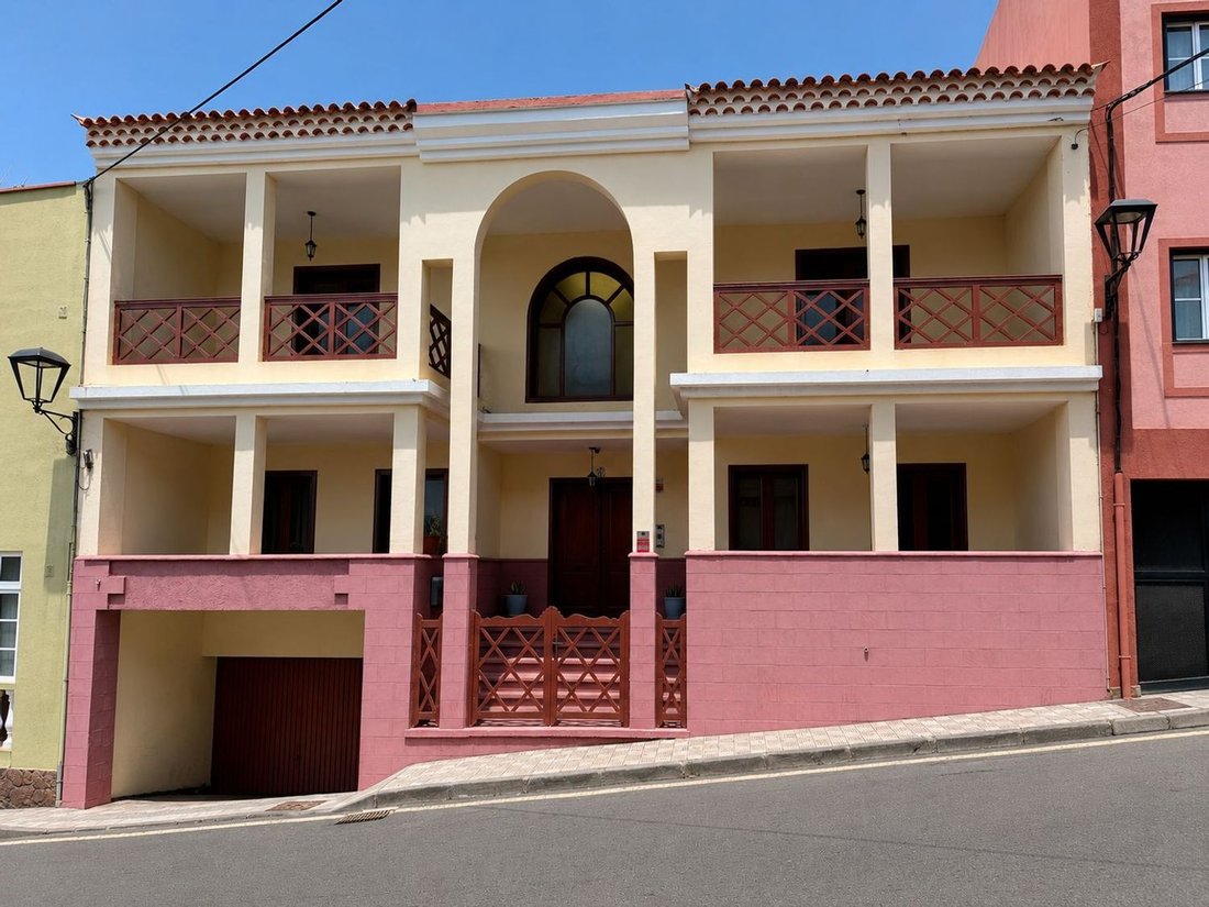 Villa in Los Realejos, Canary Islands, Spain 2 - 18561727