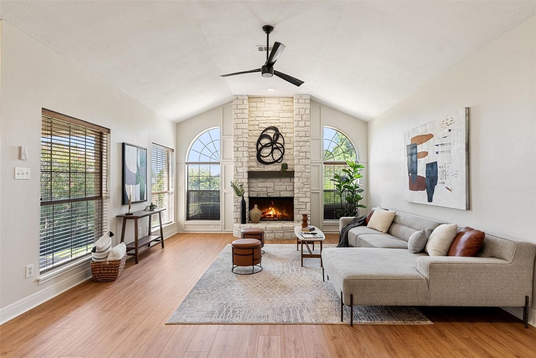 House in Spicewood, Texas, United States 1 - 18562104
