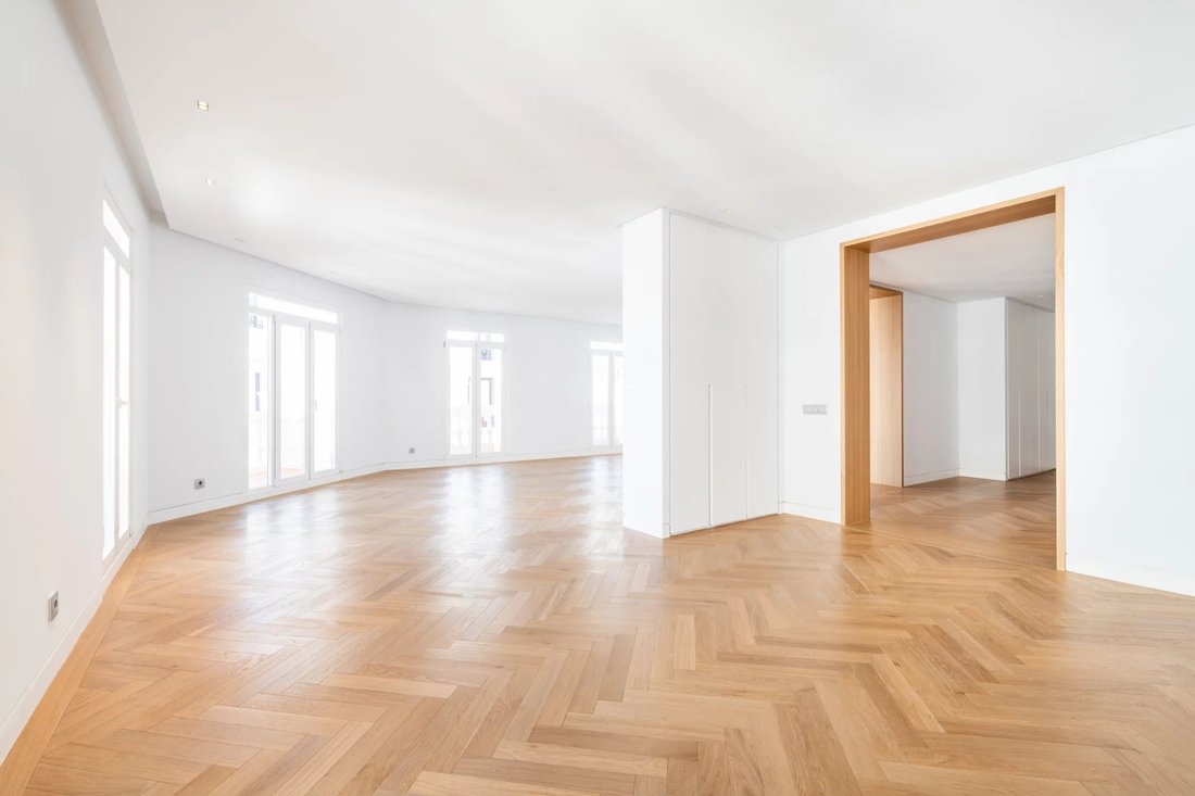 Apartment in Barrio Salamanca, Madrid, Spain 3 - 18558497