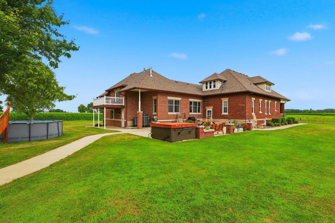 House in Ashkum, Illinois, United States 3 - 18558972