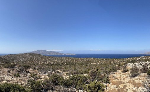 Land in Naxos and the Lesser Cyclades, Aegean, Griechenland 1