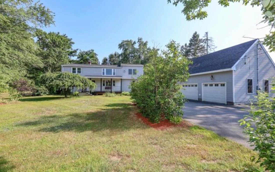 House in Pelham, New Hampshire, United States 2 - 18562604