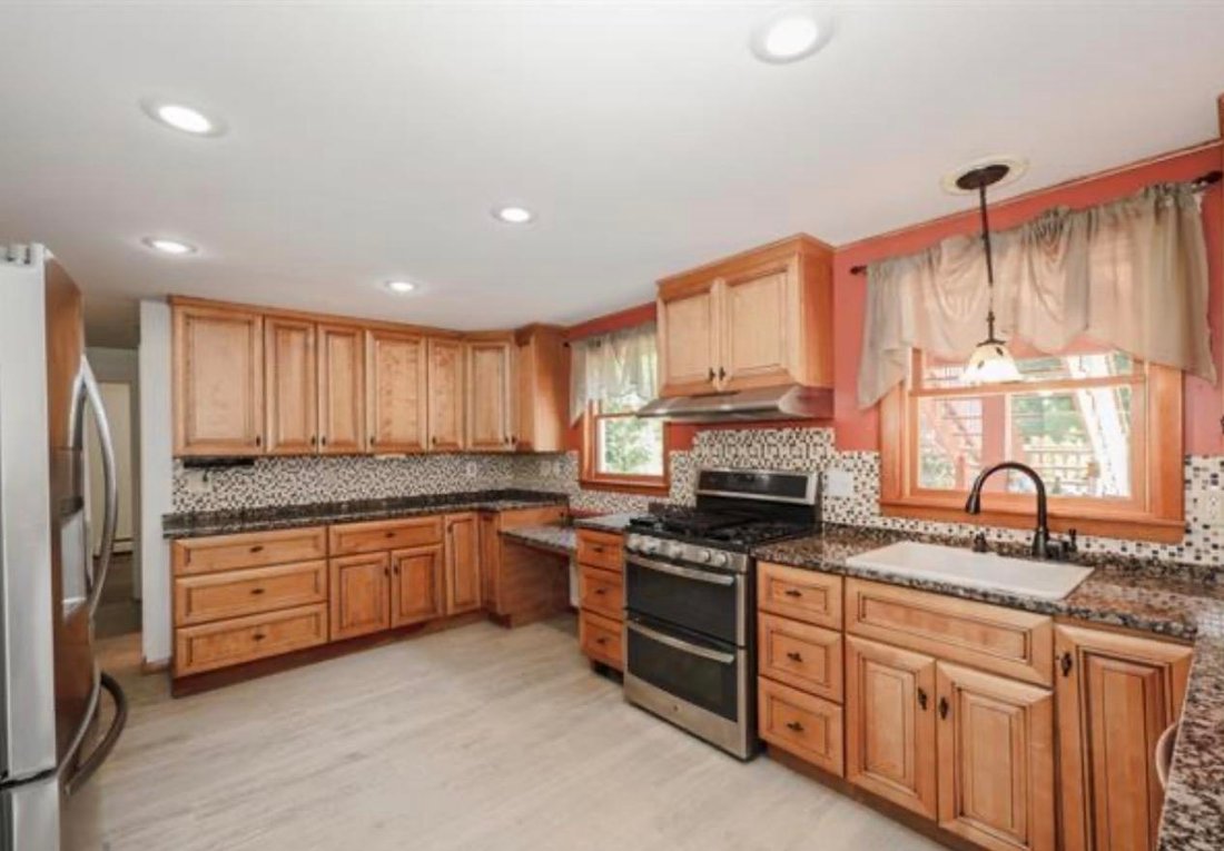 House in Pelham, New Hampshire, United States 5 - 18562604