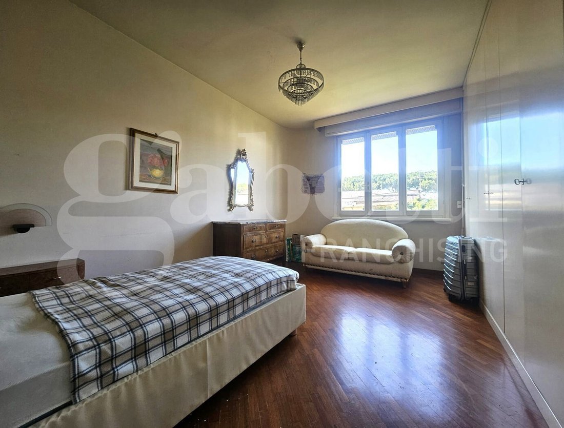 Station Area, Empoli, Tuscany 4 - 18561259