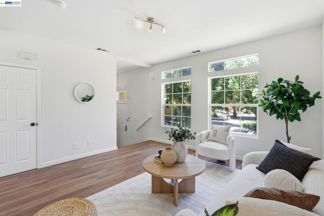 Townhouse in Newark, California, United States 5 - 18558589