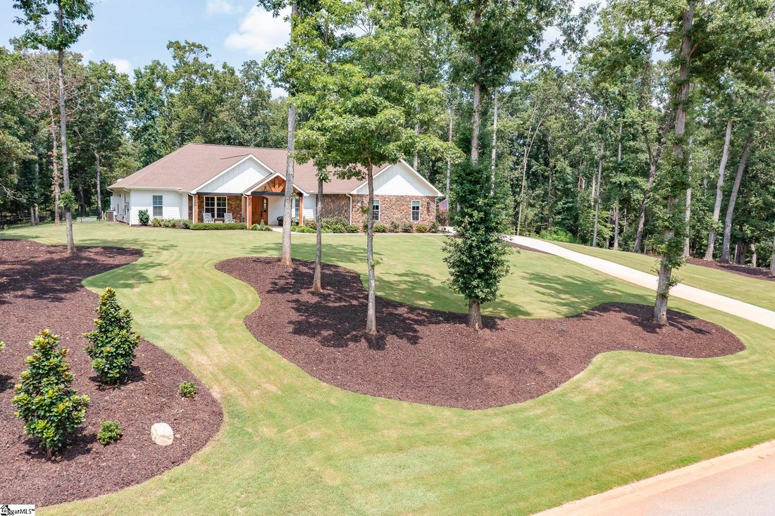 House in Anderson, South Carolina, United States 2 - 18558824