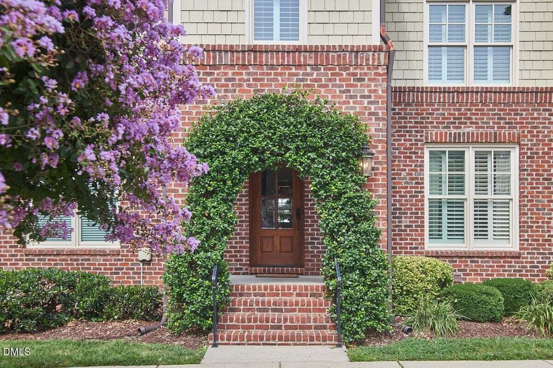 Townhouse in Raleigh, North Carolina, United States 2 - 18554838