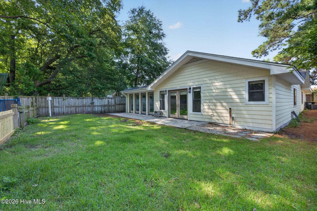 Casa a Wilmington, Carolina del Nord, Stati Uniti 4 - 18354052