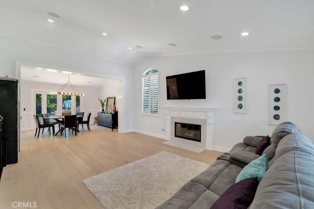 House in Oak Park, California, United States 5 - 18559224