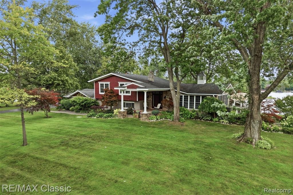 House in Wixom, Michigan, United States 5 - 18520145