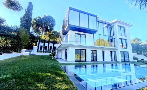 Villa in Cap Martin, Roquebrune-Cap-Martin, France 1