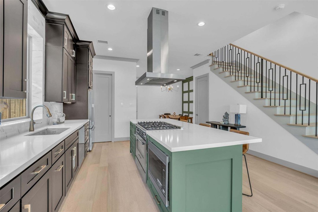 House in Houston, Texas, United States 4 - 18559546