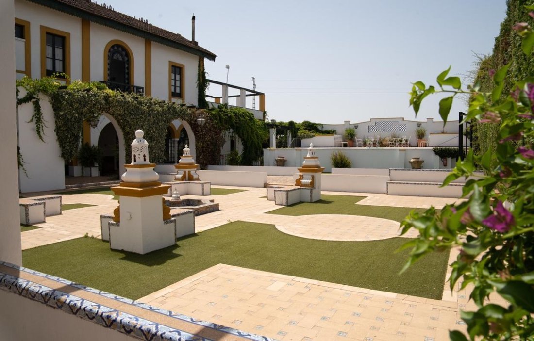 Villa in Espartinas, Andalusia, Spain 3 - 18525846