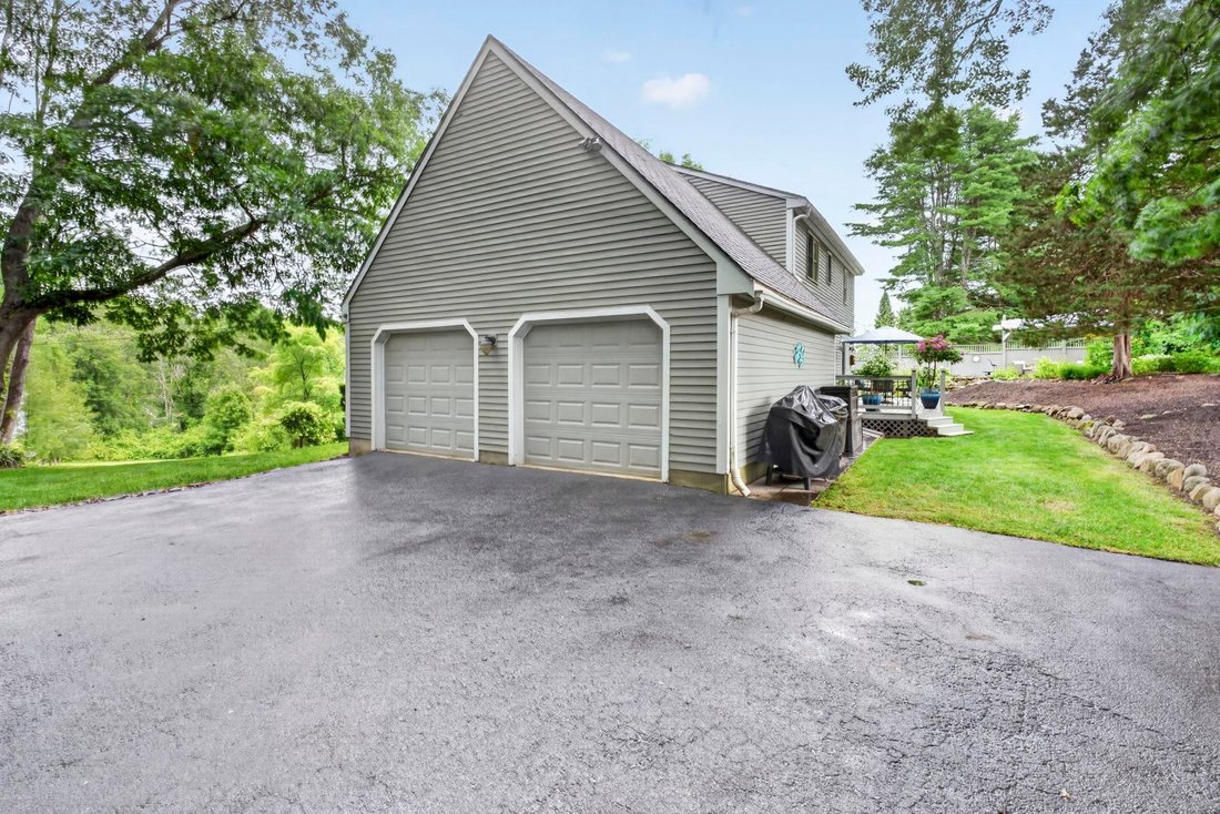 House in Kensington, New Hampshire, United States 3 - 18558893