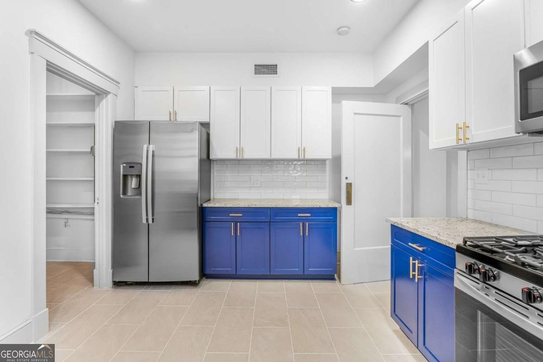 Condo in Atlanta, Georgia, United States 4 - 18558996