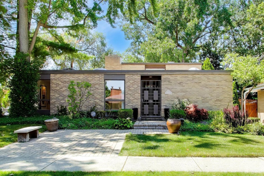 House in Skokie, Illinois, United States 2 - 18562539