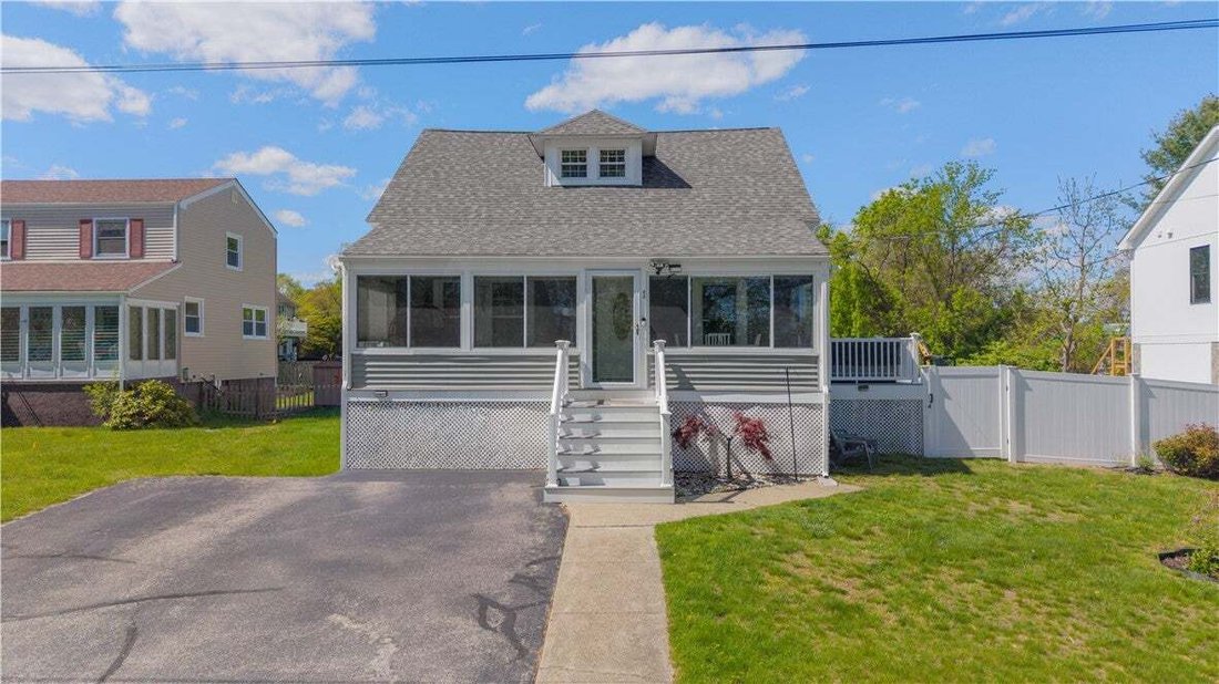 House in Warwick, Rhode Island, United States 1 - 18558112