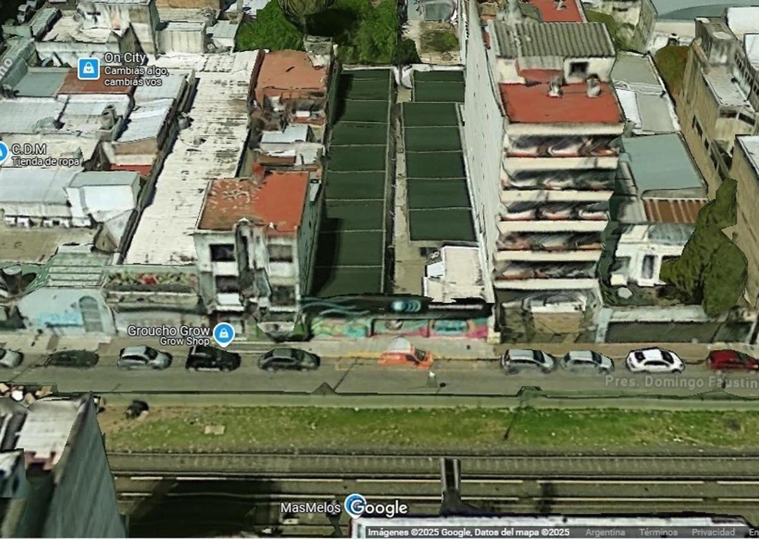 Land in Morón, Buenos Aires Province, Argentina 4 - 18560253