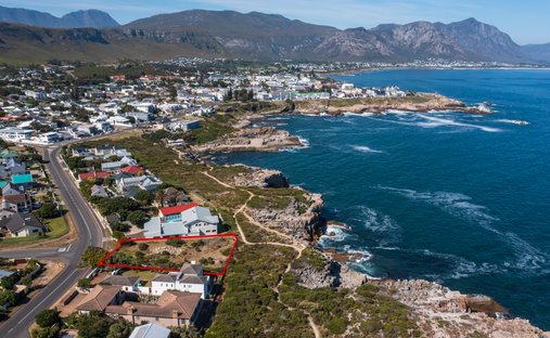 Land in Hermanus, Western Cape, South Africa 1