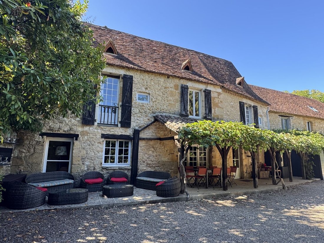 Maison à Arrondissement de Sarlat-la-Canéda, Nouvelle-Aquitaine, France 1 - 18558524
