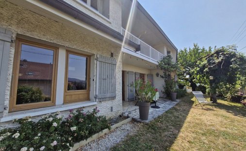 House in Sales, Auvergne-Rhône-Alpes, France 1
