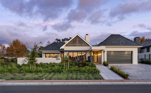 House in Paarl, Western Cape, South Africa 1