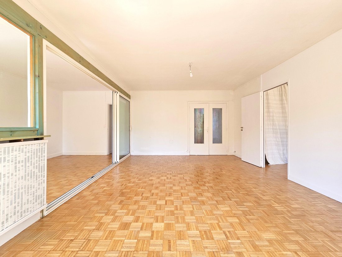 Apartment in Cité Pierre et Marie Curie, Ivry-sur-Seine, France 3 - 18564765