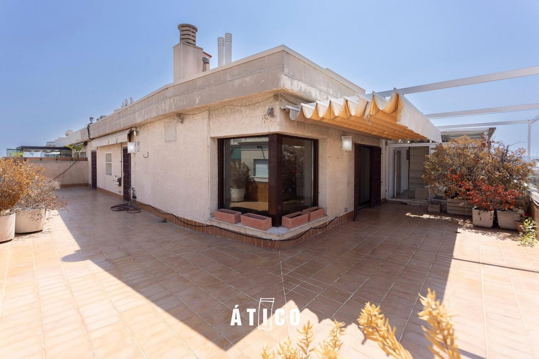 Penthouse in Sarrià-Sant Gervasi, Barcelona, Spain 4 - 18563117