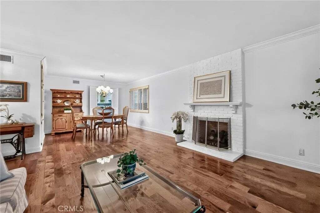House in Santa Ana, California, United States 4 - 18565036