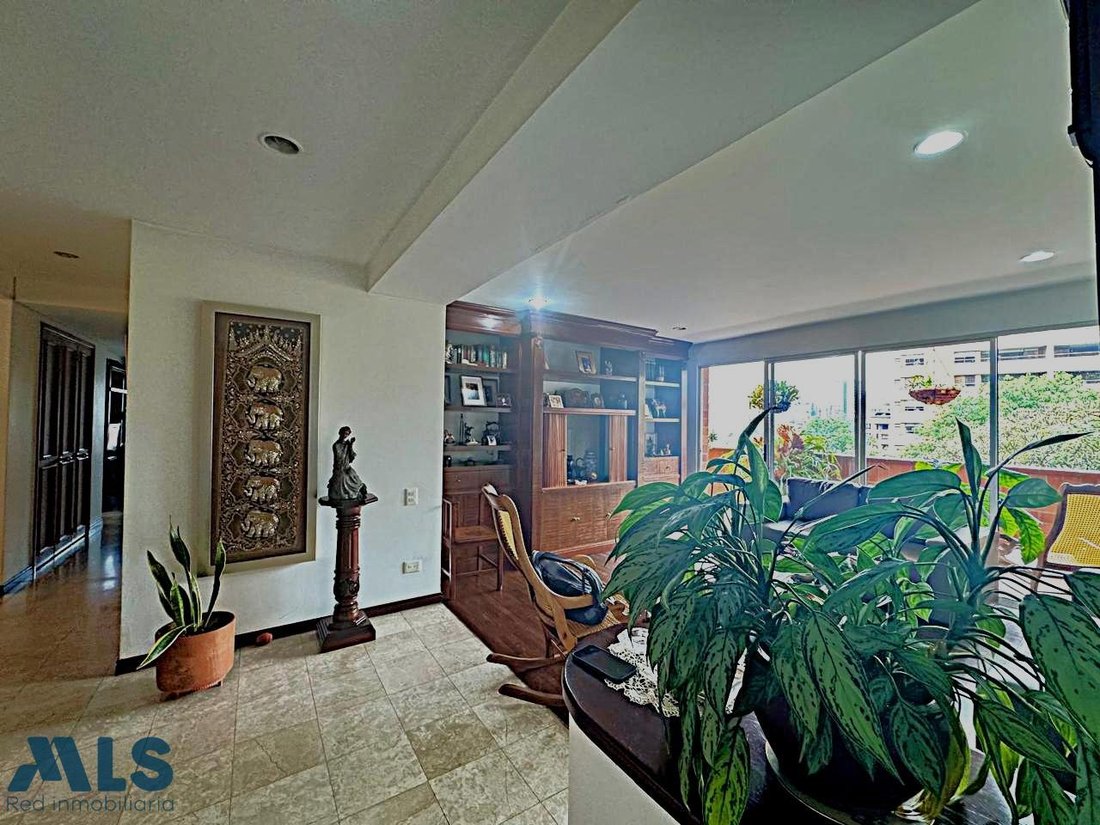 Apartment in Medellín, Antioquia, Colombia 3 - 18559653