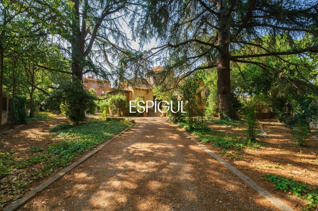 Villa in Sant Cugat del Valles, Catalonia, Spain 1 - 18560877