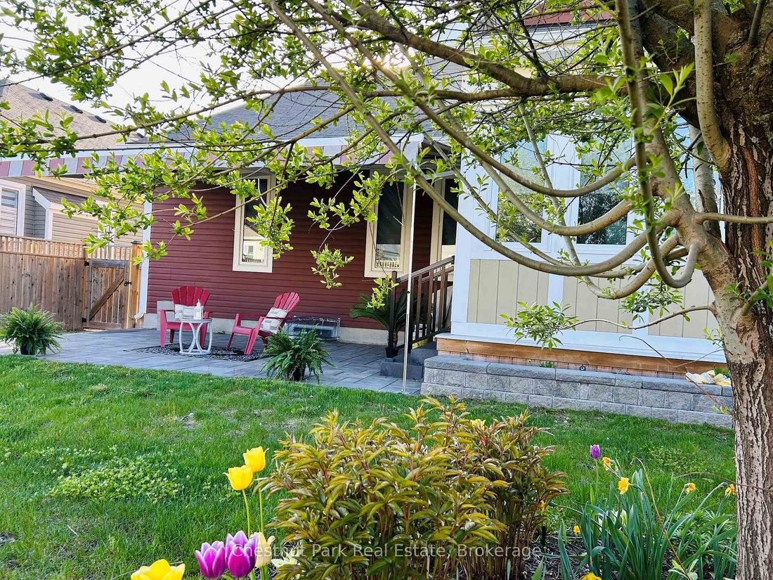 House in Bracebridge, Ontario, Canada 3 - 18566319