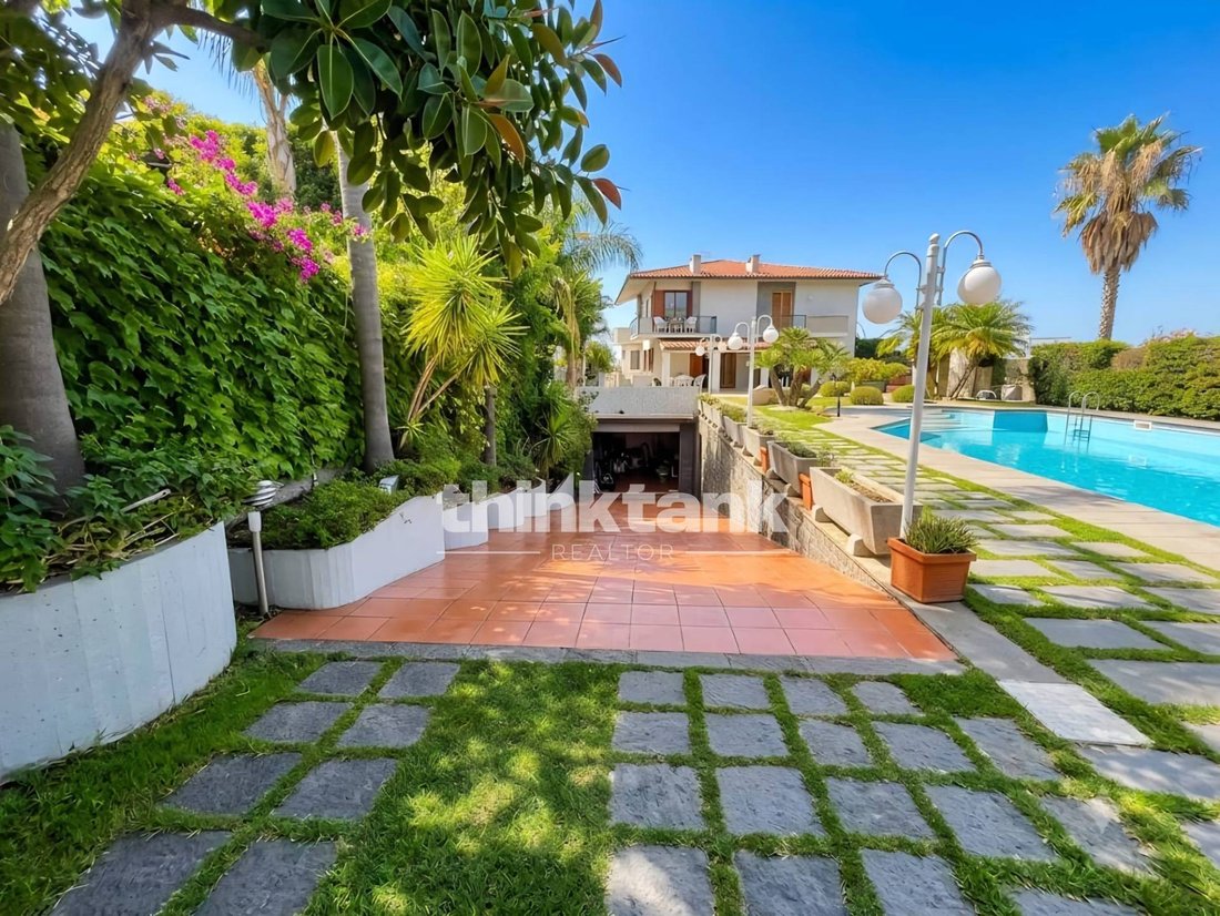 Villa in Barriera-Canalicchio, Catania, Sicily 3 - 18564027