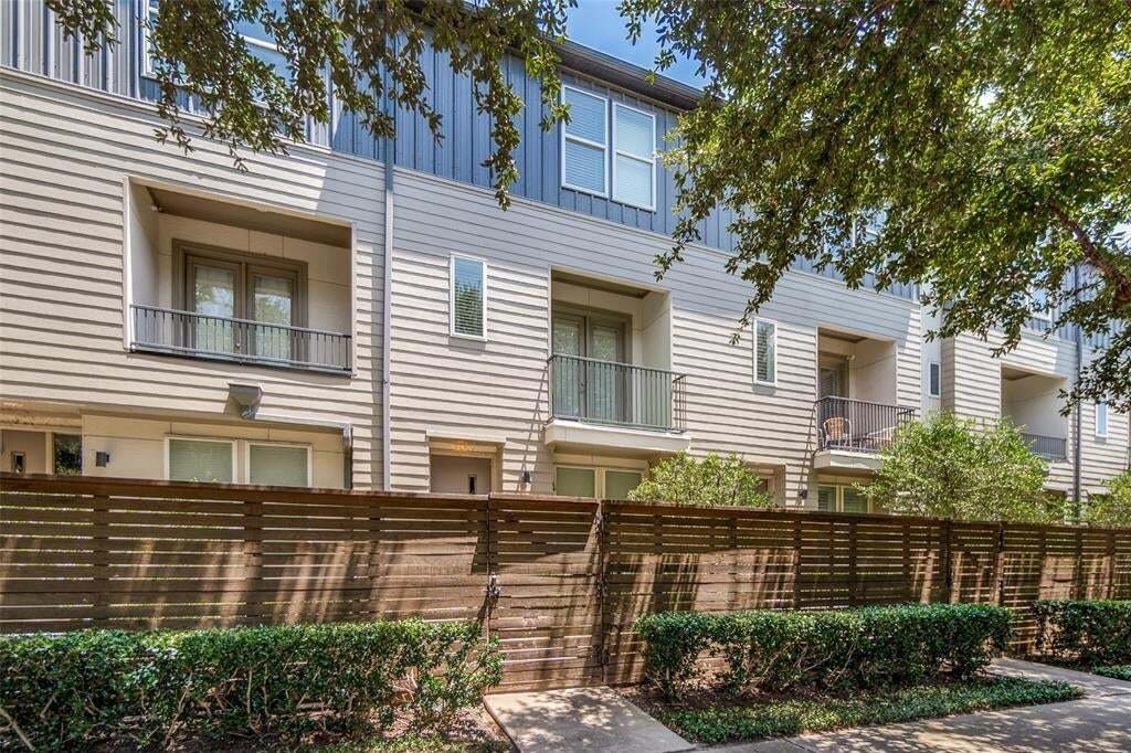 Condo in Dallas, Texas, United States 2 - 18559476