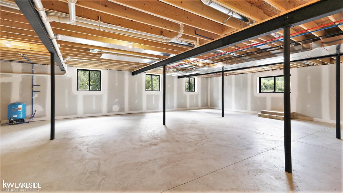 House in Leonard, Michigan, United States 5 - 18562627