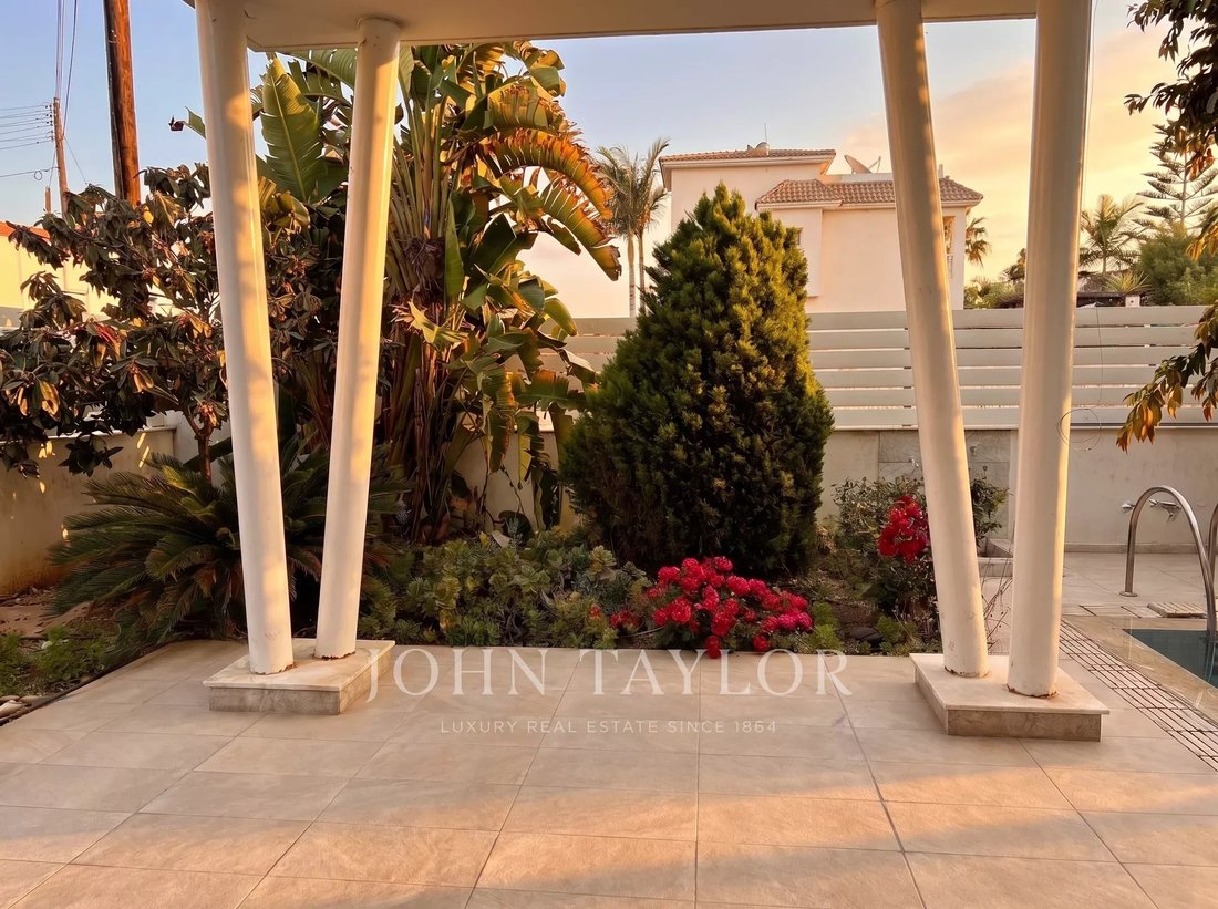 Villa in Agios Athanasios, Limassol, Cyprus 3 - 18532384