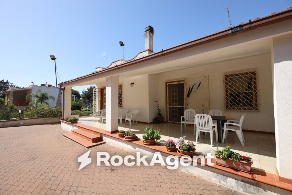 Villa in Ugento, Apulia, Italy 1 - 18566292