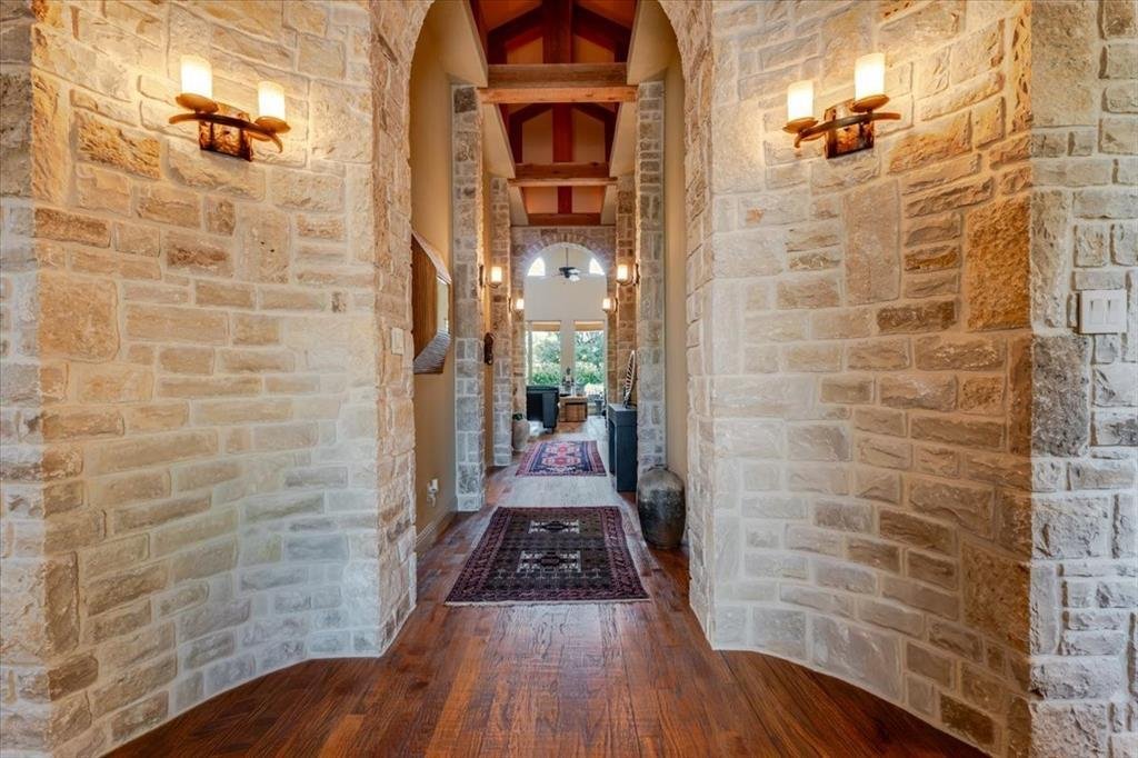 House in Granbury, Texas, United States 5 - 18562897