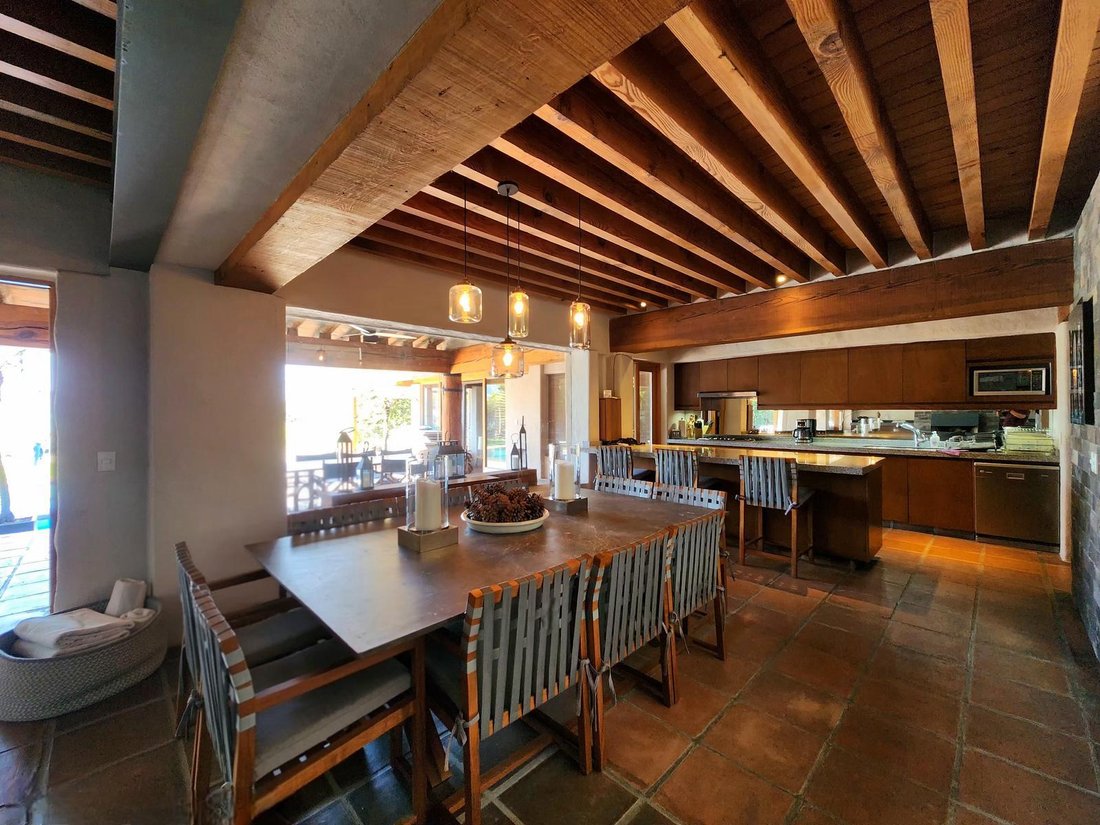 House in Valle de Bravo, State of Mexico, Mexico 4 - 18560743