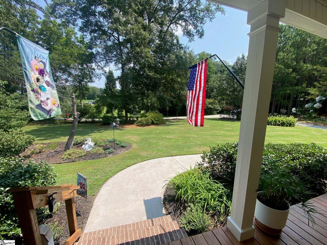 House in Gray Court, South Carolina, United States 3 - 18561067