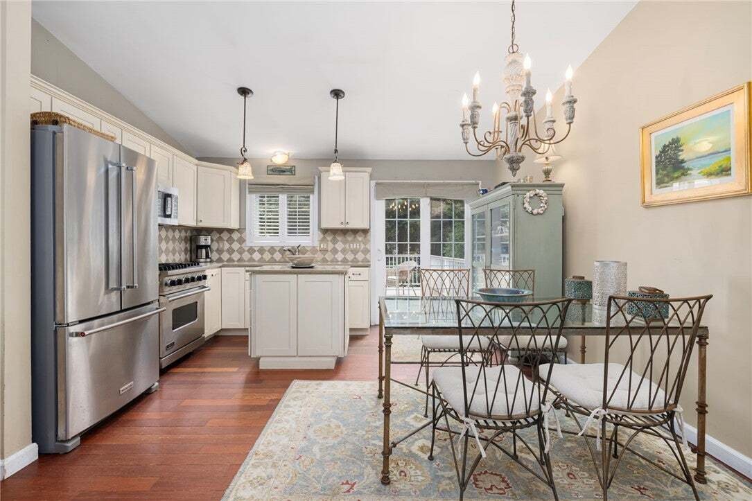 House in Warwick, Rhode Island, United States 5 - 18558116
