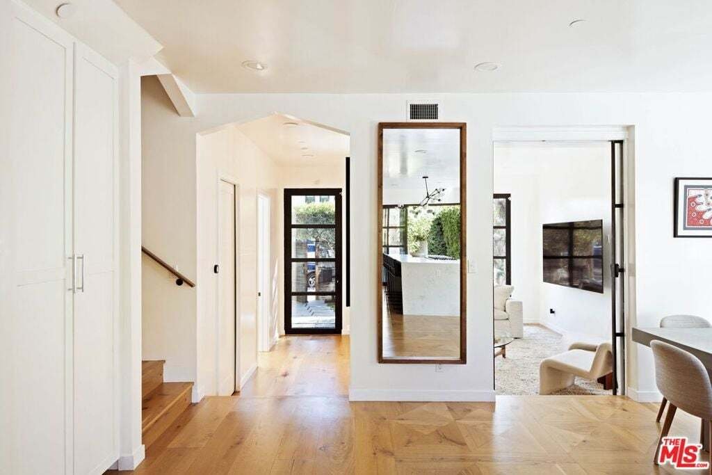 House in Los Angeles, California, United States 3 - 18561219