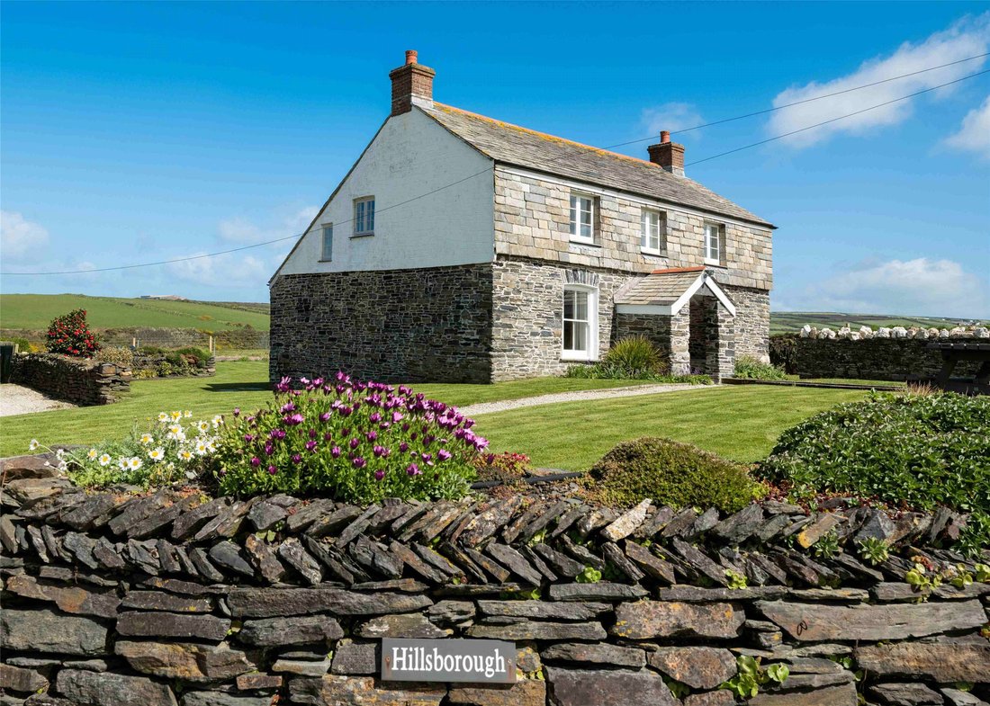 House in Boscastle, England 2 - 18565436