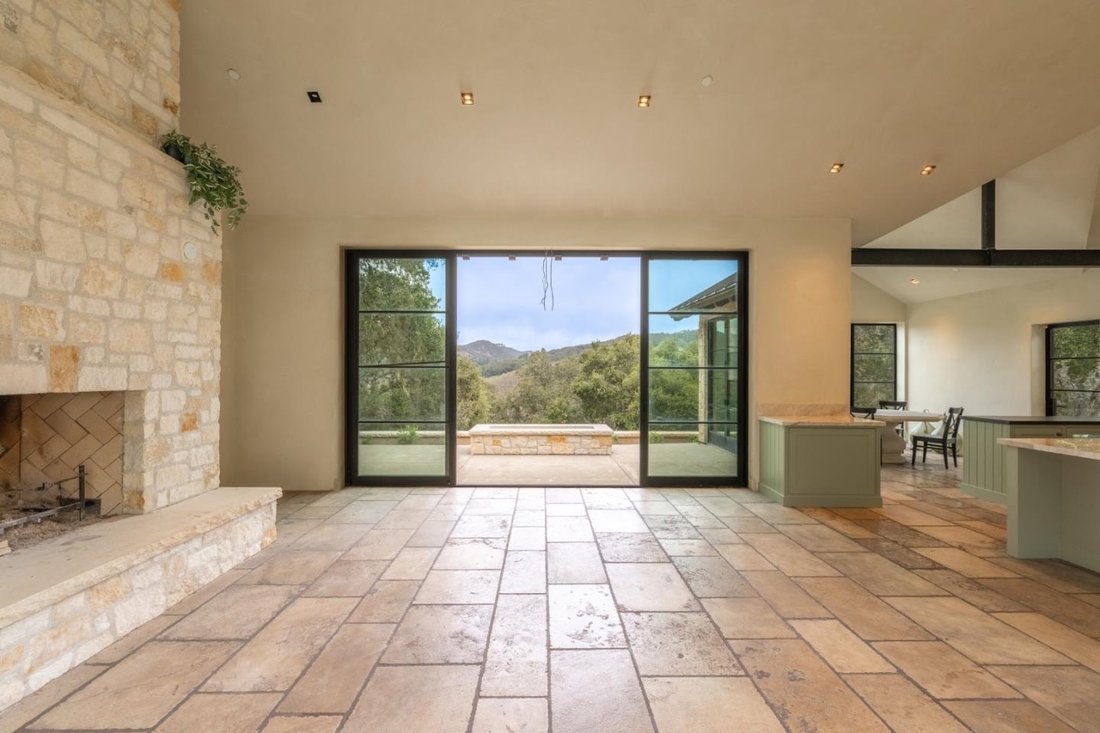 House in Carmel-by-the-Sea, California, United States 4 - 18561504