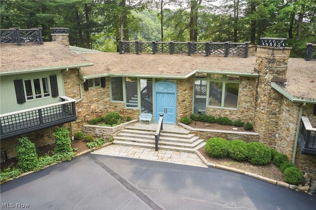 House in Akron, Ohio, United States 3 - 17510536