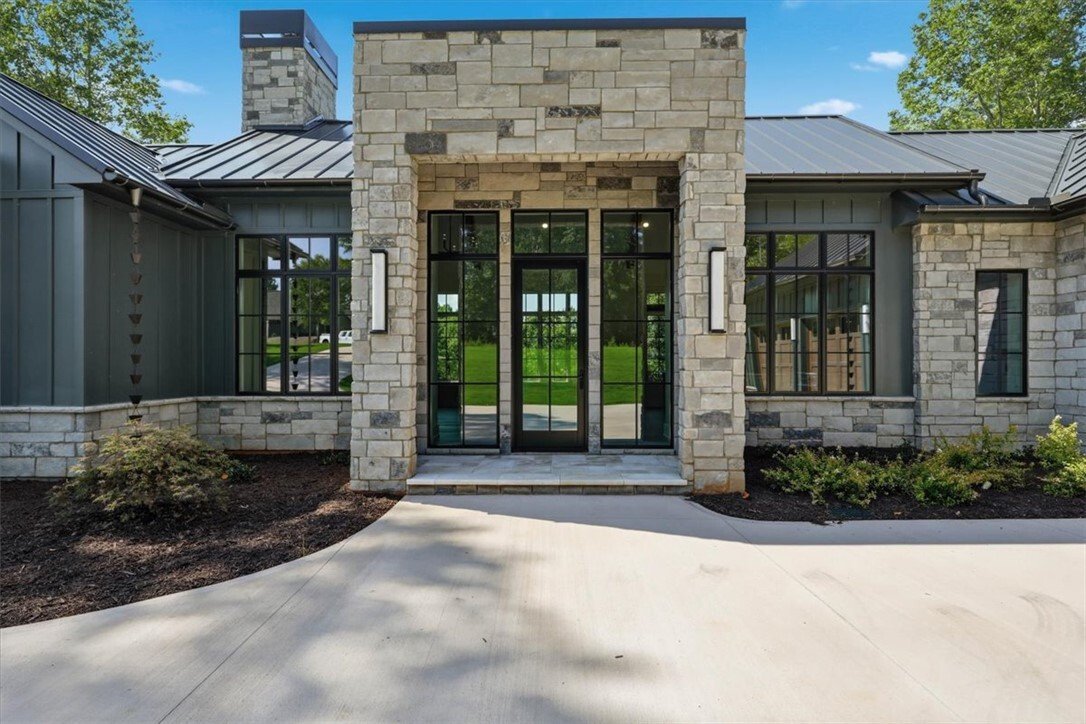 House in Six Mile, South Carolina, United States 4 - 17351112