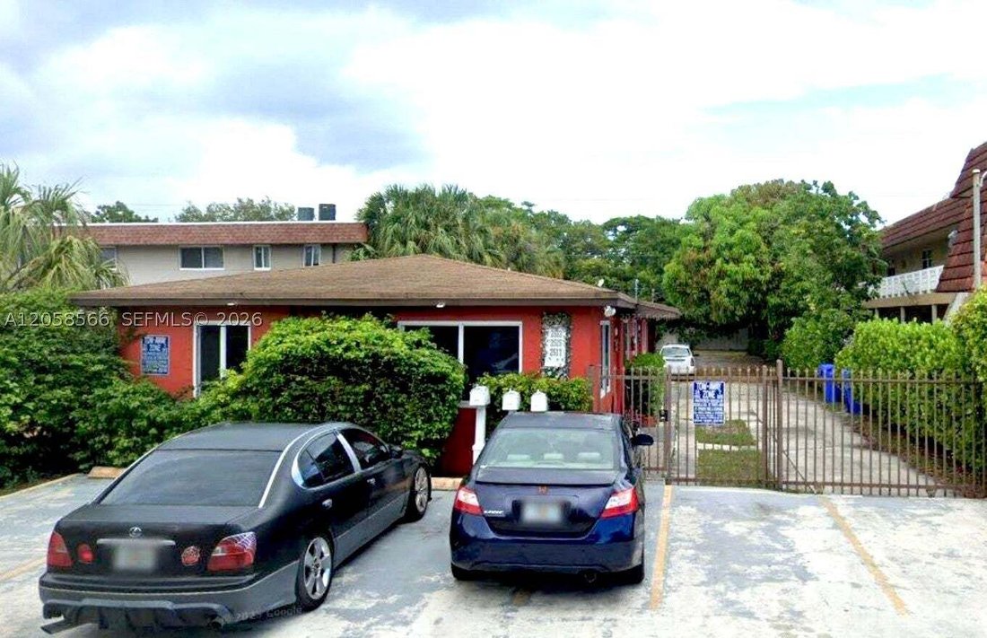 House in Hollywood, Florida, United States 3 - 18562004