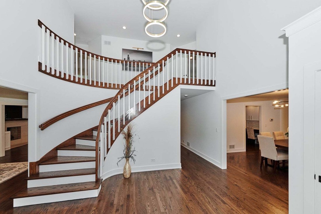 House in Glenview, Illinois, United States 2 - 18562557