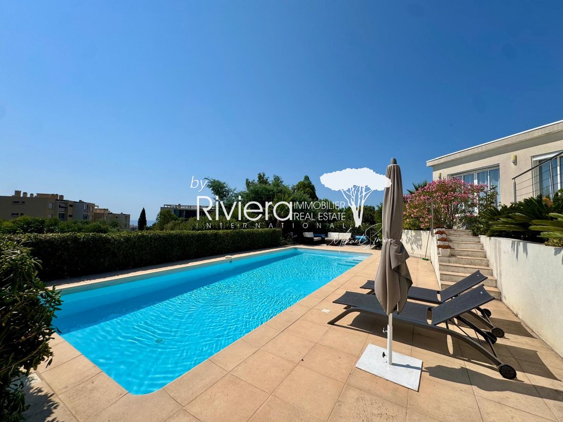 Villa à Nord, Cavalaire-sur-Mer, France 3 - 18565568